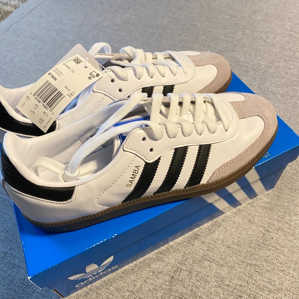 NWT Adidas Samba OG Sneakers White with Black Stripes Men's size 9